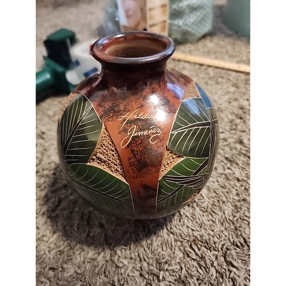 Signed Handmade Hilder Jimenez Pottery Costa Rica top of the line